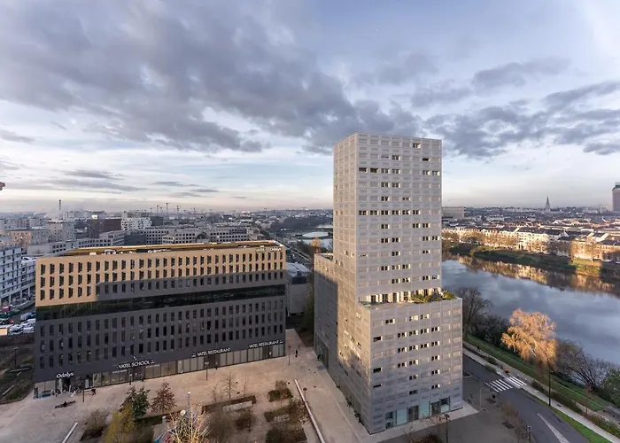 Skyflow - Sur L'île De *