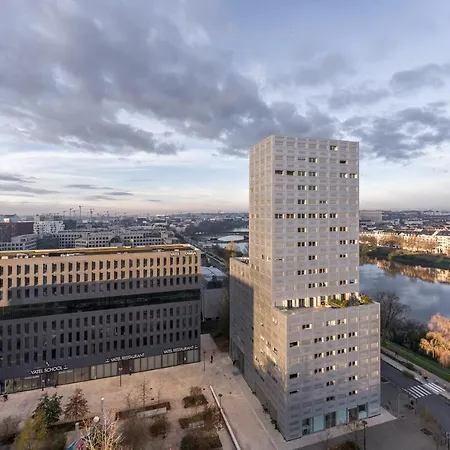 Skyflow - Sur L'ile De *